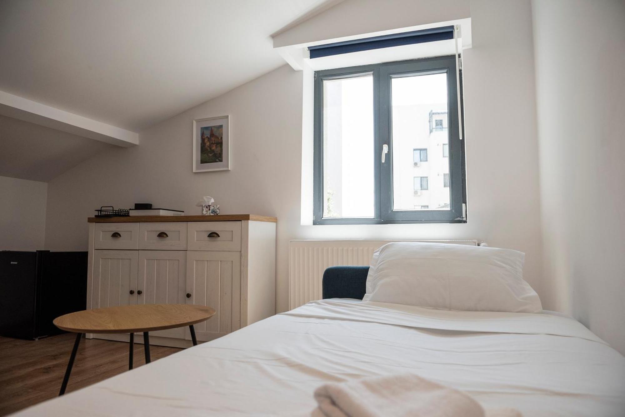 Lazynest Residence Bucarest Habitación foto