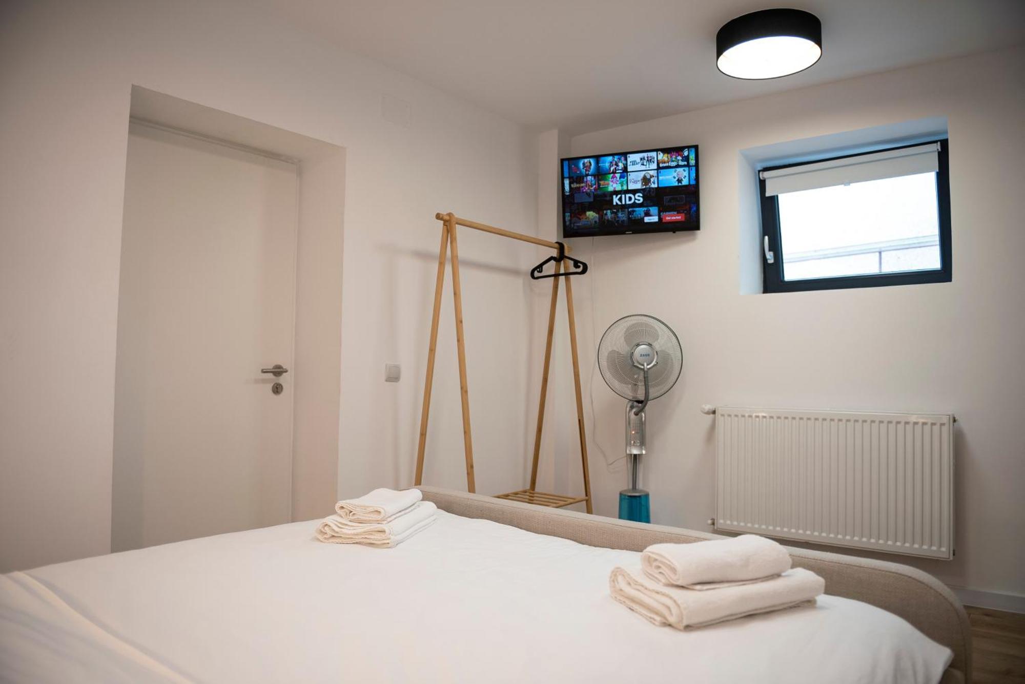 Lazynest Residence Bucarest Habitación foto