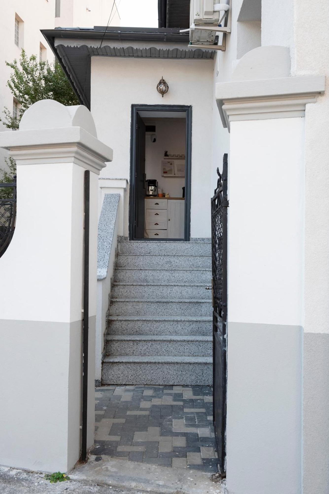 Lazynest Residence Bucarest Exterior foto