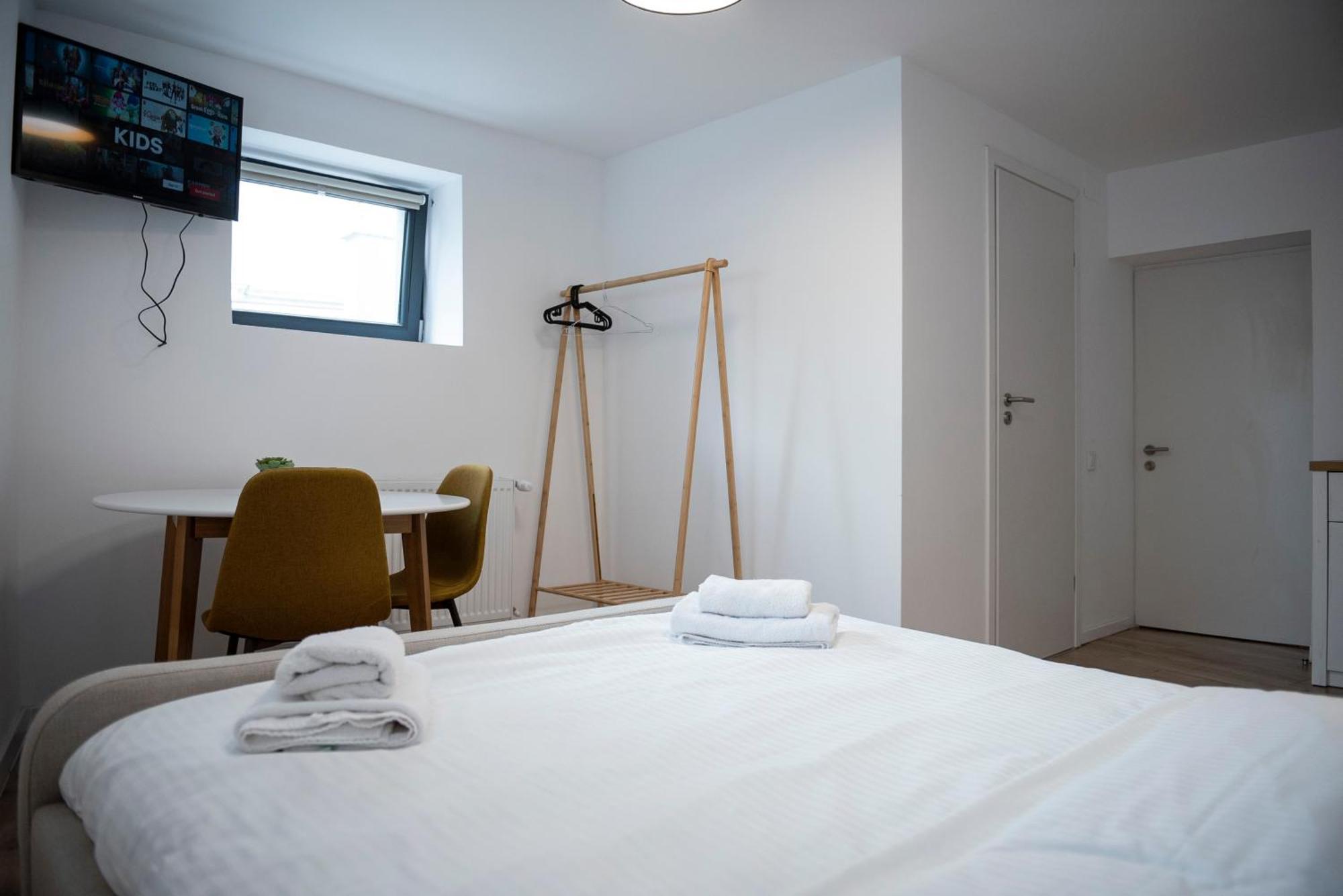 Lazynest Residence Bucarest Habitación foto